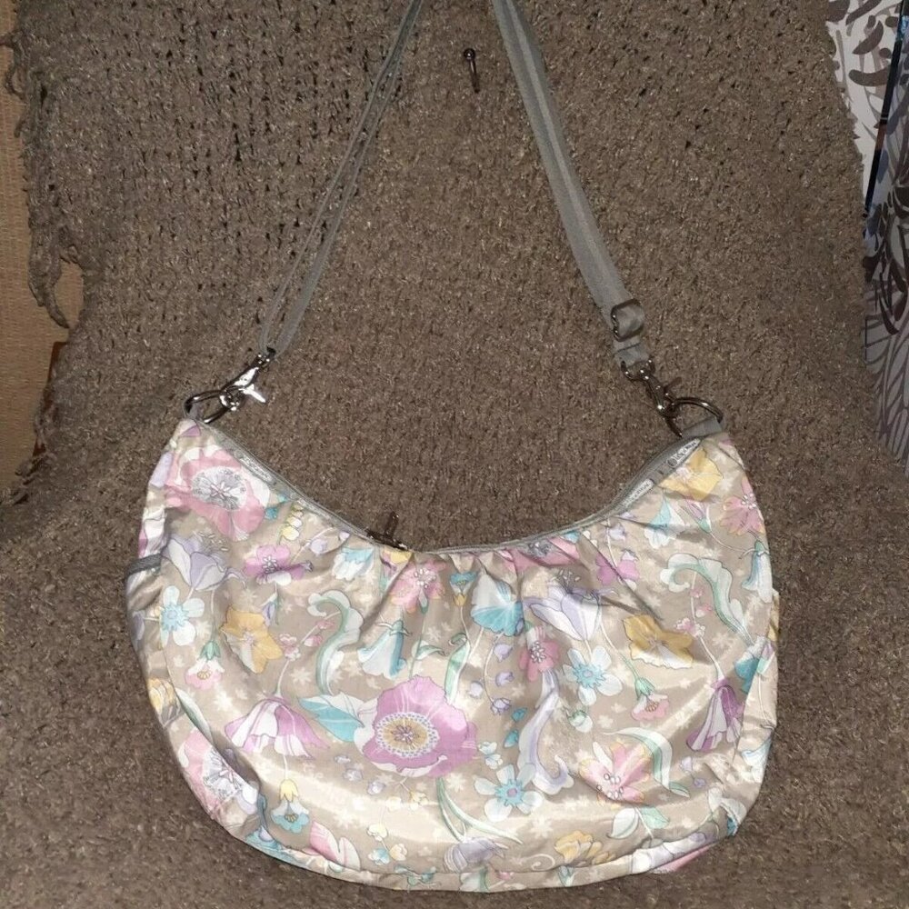 LESPORTSAC-Large Sling Hobo-Floral Pastel Gray-Shoulder/Xbody-Near Mint